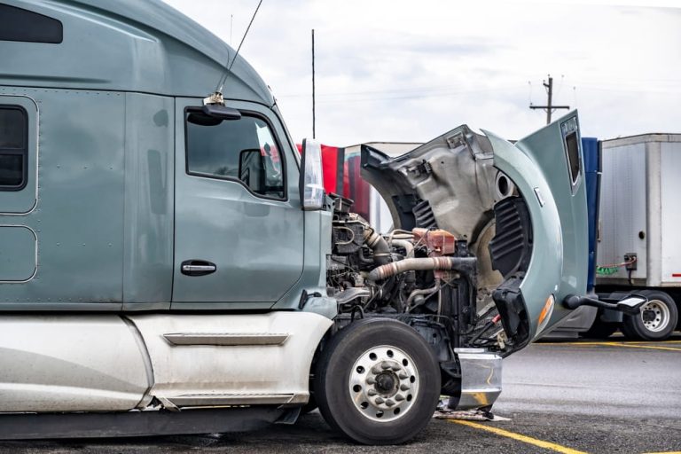Queens truck accident attorney